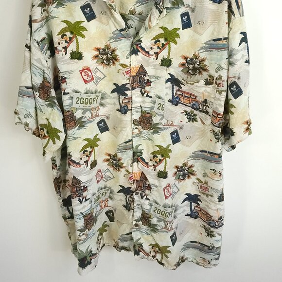 Walt Disney World Hawaiian Shirt Men's XXL Multicolor Mickey Mouse Friends Print - Picture 2 of 9